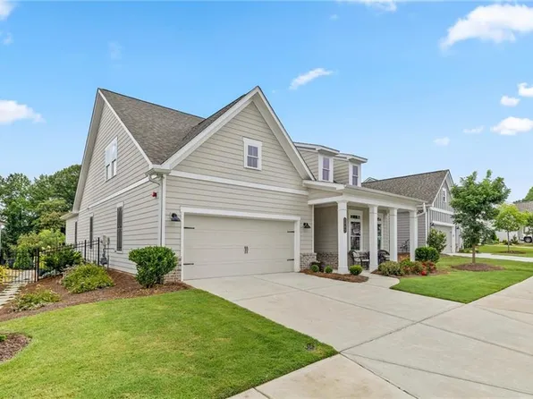 1942 Finnish Ln, Kennesaw, GA 30152