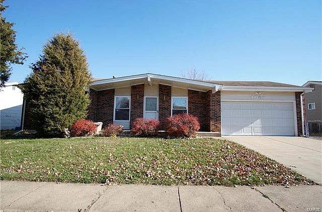 1st image of 4066 Waterfall Dr