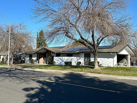 3rd image of 6428 Cumberland Pl