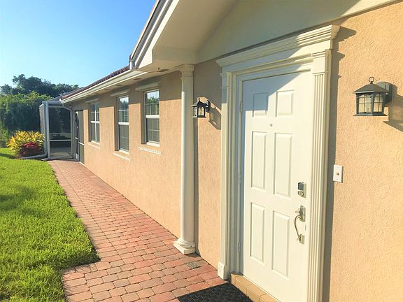 2nd image of 5991 Benevento Dr #5991