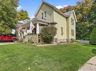 16 Lovell Pl, Ionia, MI 48846