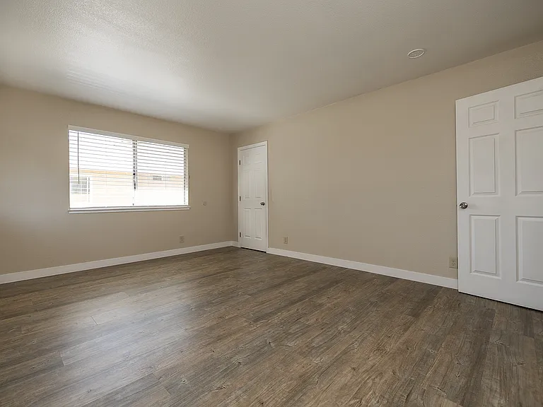 144 W Main Ave — Photo 6