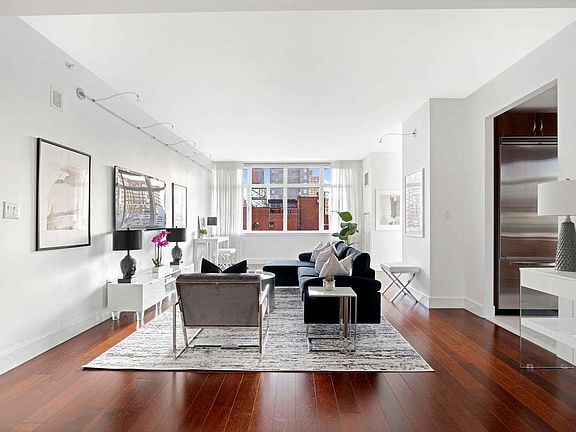 4th image of 181 E 90th St APT 15A