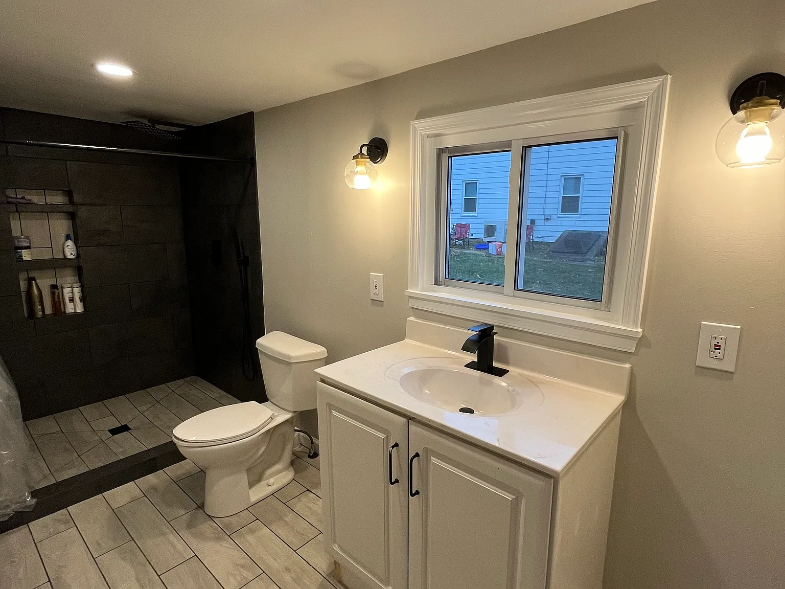 3 bed, 1148 sqft, $2,400 — Photo 4