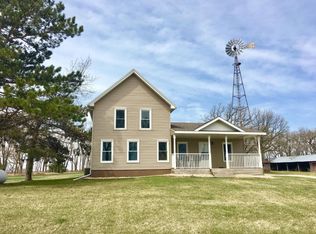 2071 Forest Ave, Chester, IA 52134