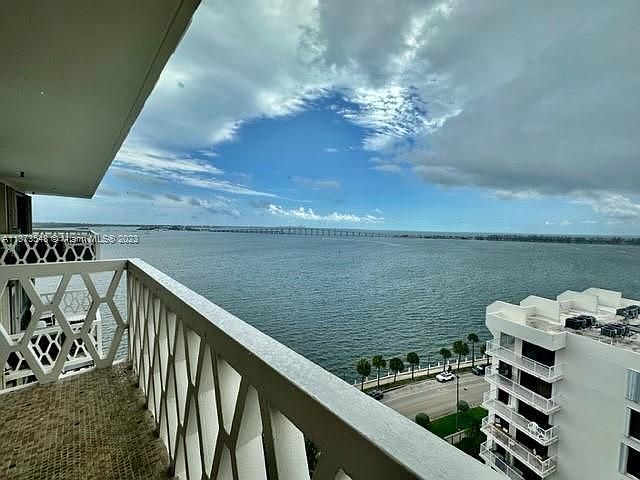 1st image of 1430 Brickell Bay Dr #1306