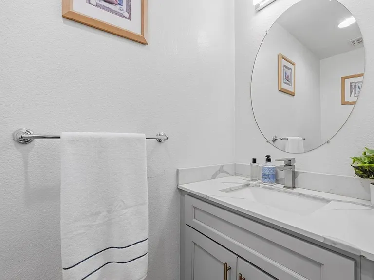 7238 Basking Ridge Ave — Photo 8