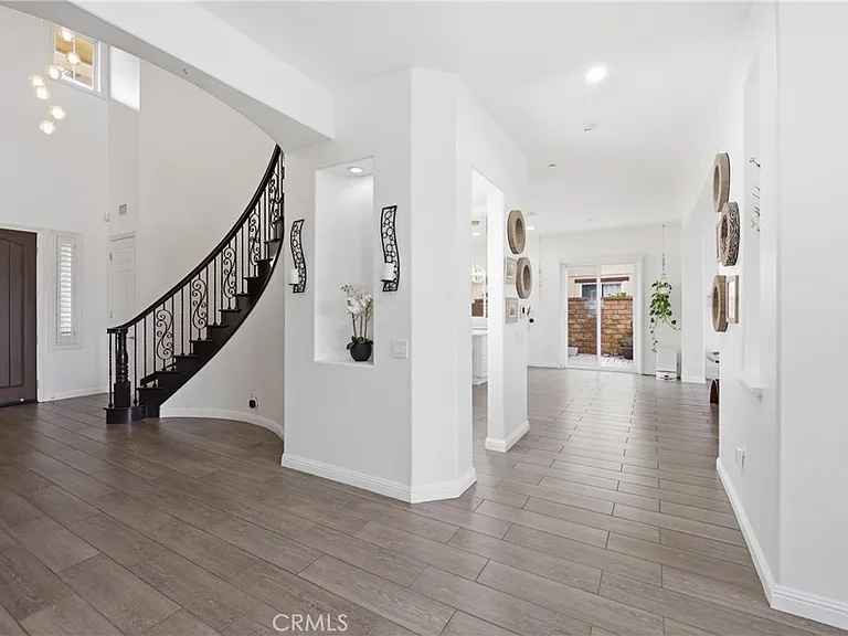 14852 Hightop St — Photo 11