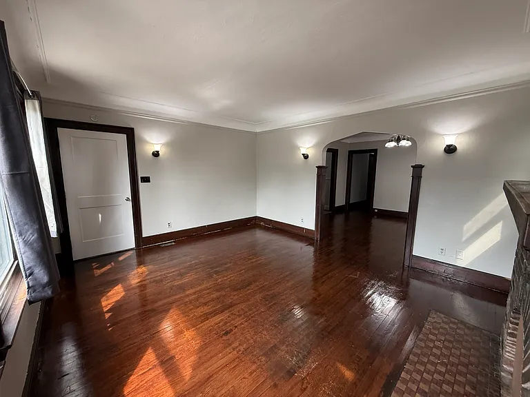 3812 Virginia Park — Photo 4