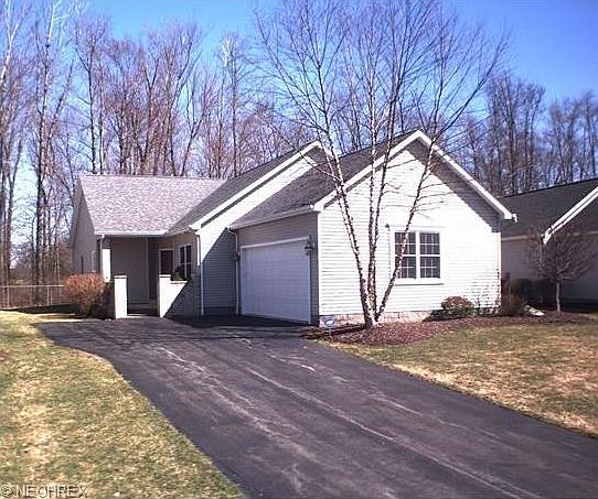 1st image of 214 Palmer Cres