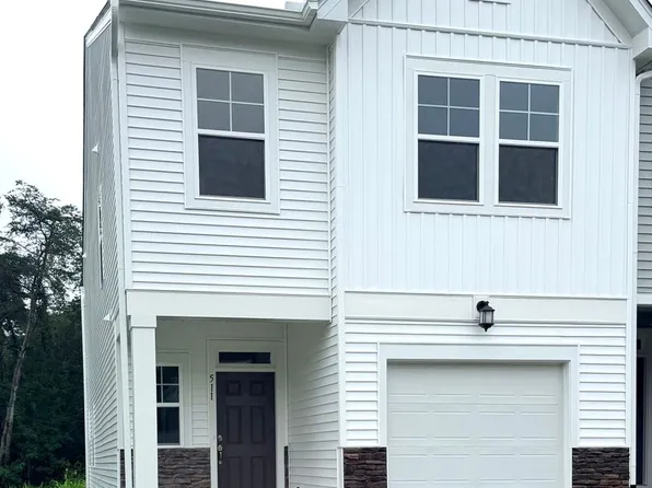 511 Fran Dr, Haw River, NC 27258