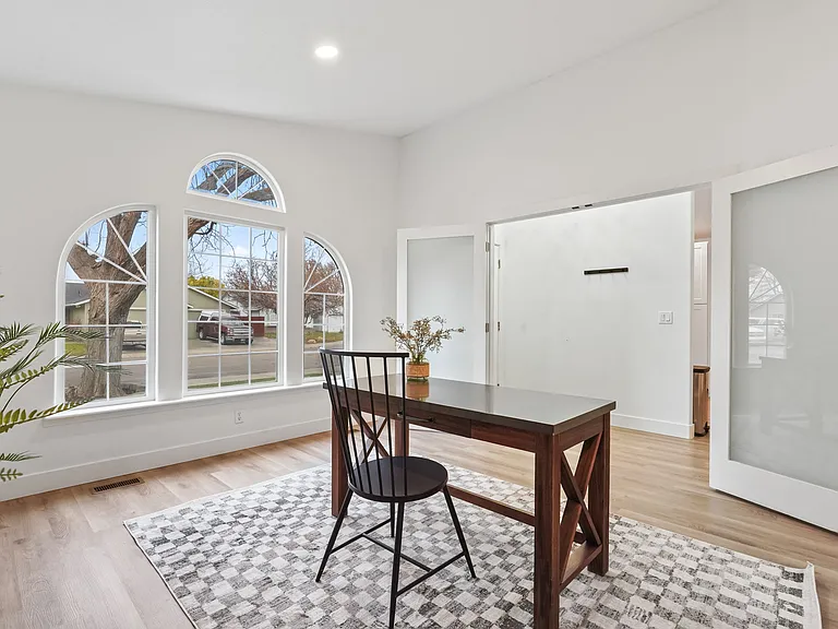 2955 W Stephanie Ct — Photo 8
