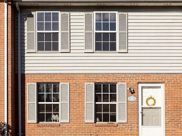 205 Buckingham Dr, Stephens City, VA 22655