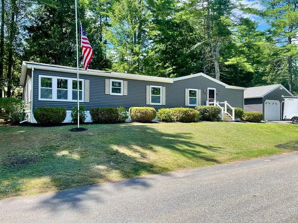 33 Murray Dr, Rochester, NH 03868