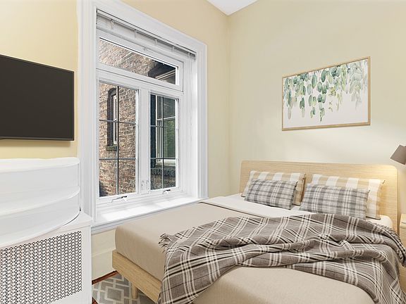 3rd image of 21 E 9th St #2H