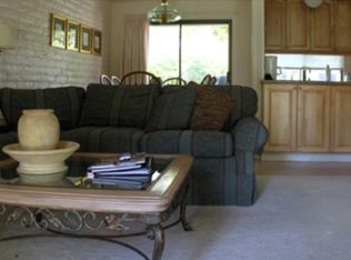 16 Fairway Dr, Napa, CA