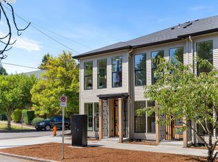 3003 NE Ainsworth St UNIT 14, Portland, OR