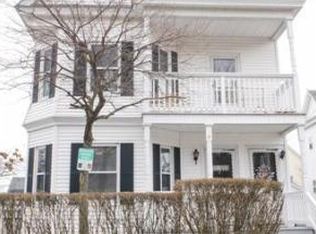 20 Forest St, Lowell, MA 01851