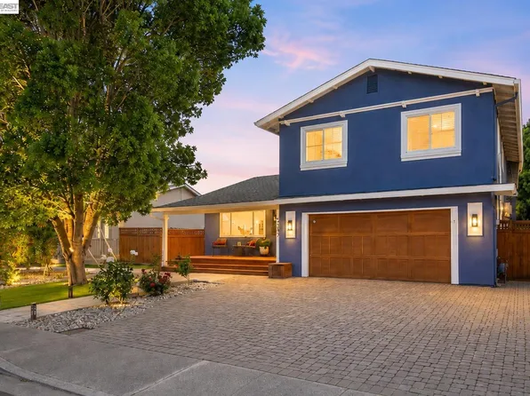 6760 Maple Dr, Dublin, CA 94568