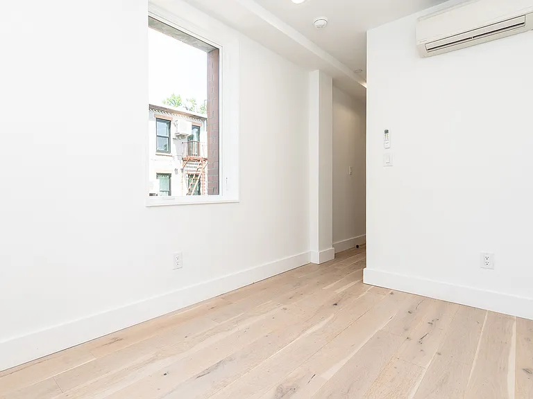 485 Tompkins Ave #3B — Photo 10