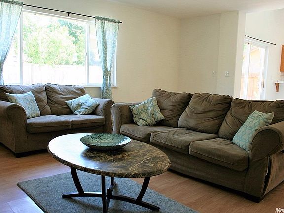 4th image of 2223 Lydia Bradley St