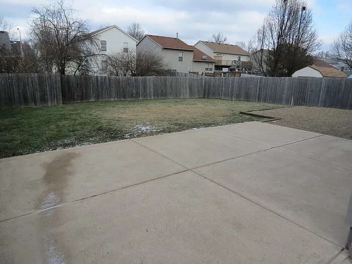 1106 Rendezvous Ln — Photo 18