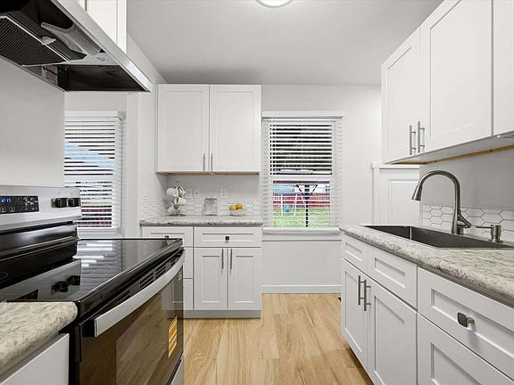 5th image of 510 Douglass Ave