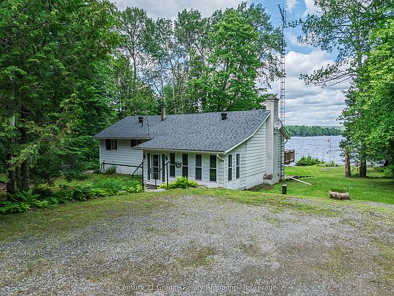 3rd image of 1950 Curry Rd
