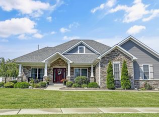 9948 Wildrose Ln, Munster, IN 46321