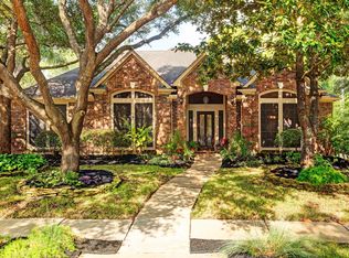 16527 Town Lake Ct, Houston, TX 77059