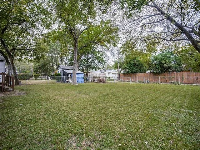2803 Andrea Ln — Photo 16