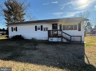 29755 Allen Rd, Mechanicsville, MD 20659