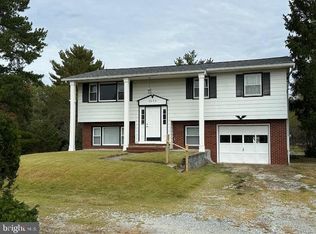 2038 Almond Rd, Vineland, NJ 08360