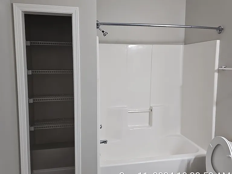 130 S Debardeleben St #8 — Photo 7