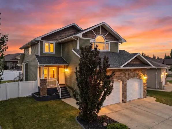 113 SW Weddell Cres, Red Deer, AB T4N 7E3