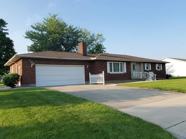 106 Debra Dr, Botkins, OH 45306