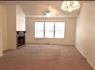 215 Rose Lane St SE, North Canton, OH