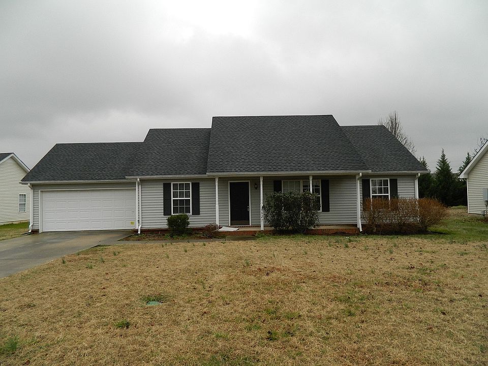 1st image of 1627 Locerbie Dr