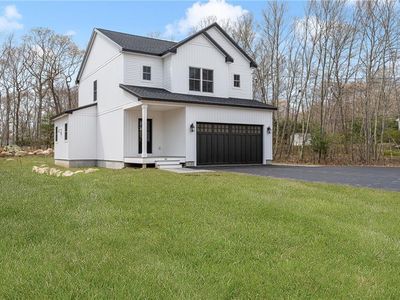60 Forrest Ln, Charlestown, RI, 02813