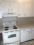3rd image of 410 Cumbrian Ct
