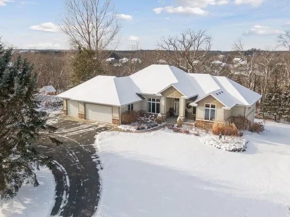4982 Linden Trl N, Lake Elmo, MN 55042