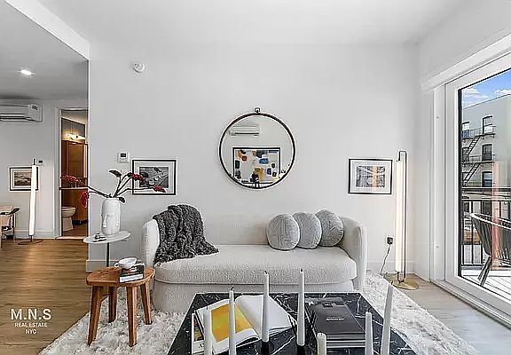 3rd image of 550 Prospect Pl APT 502