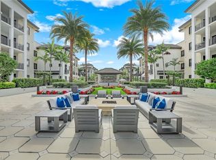 1030 3rd Ave S UNIT 305, Naples, FL 34102