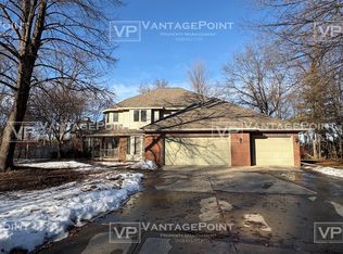 1482 Parkway Dr, Green Bay, WI 54304
