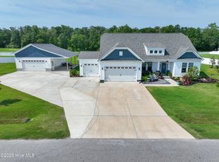 104 Briton Way, Moyock, NC 27958