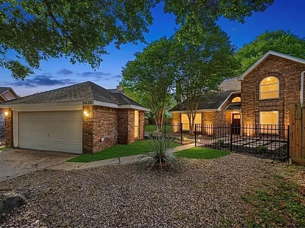 9630 Top Gallant Ct, Houston, TX 77065