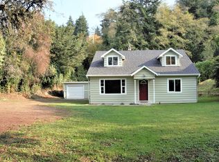 63701 Harriet Rd, Coos Bay, OR 97420