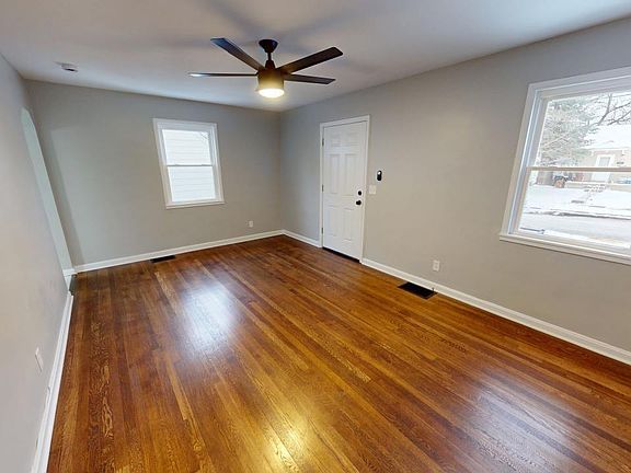 4th image of 3738 Charloe Ct