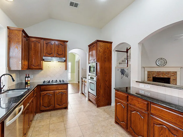 6925 Cattle Dr — Photo 21