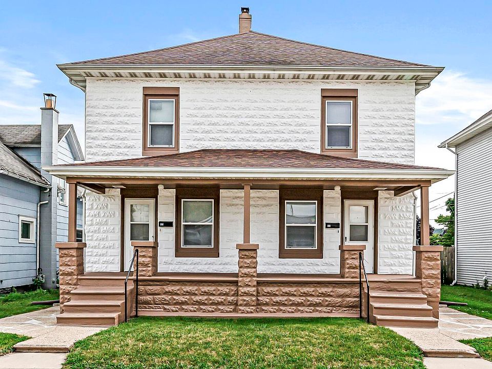 1st image of 423-425 W 10th St